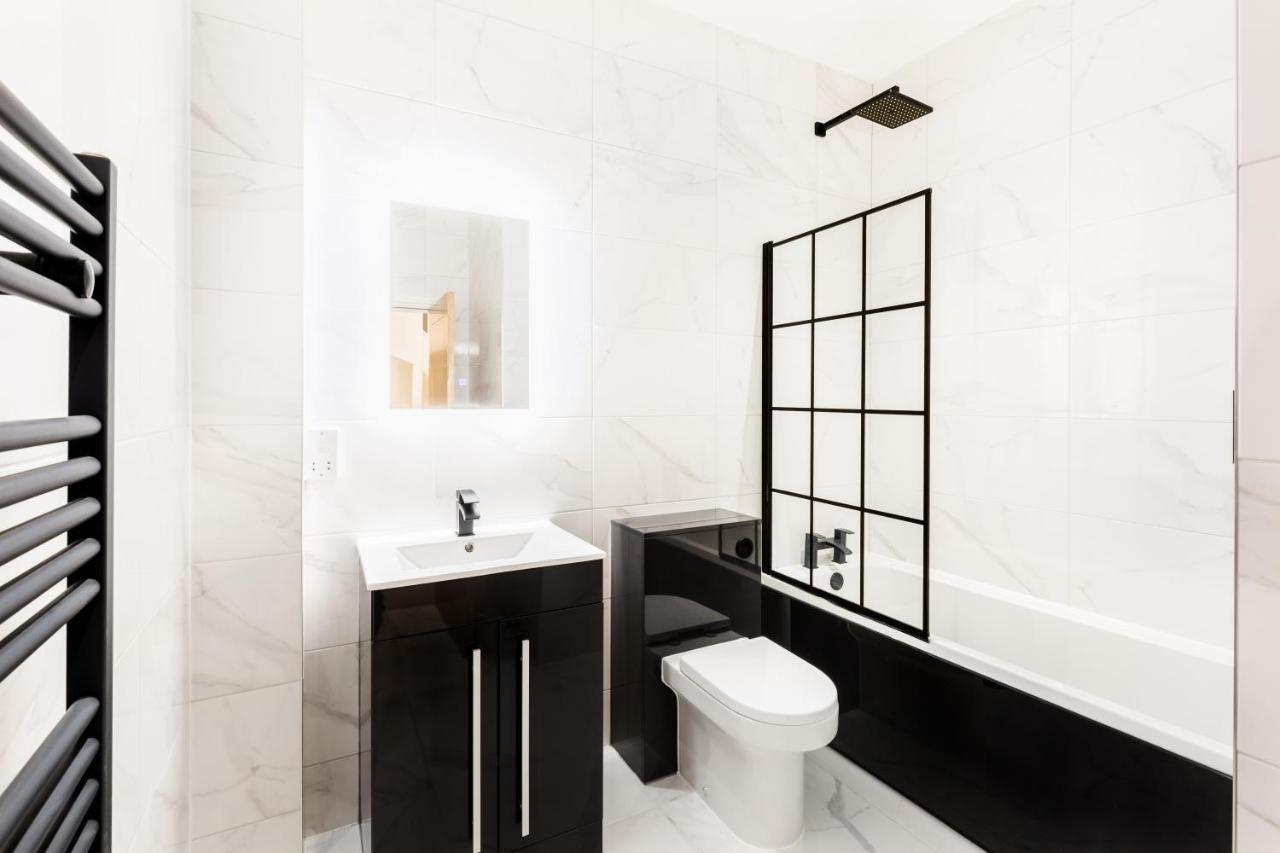Sydenham Place - Birmingham City Centre Jewellery Quarter - A Trio Of Premium High End Town/Penthouses - 4 Bedrooms & Secure Ev Parking Luaran gambar